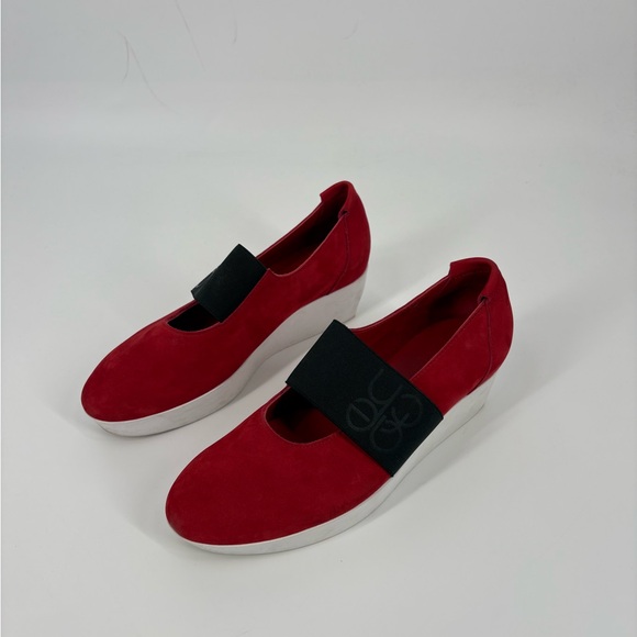 Arche Shoes - Arche Womens Red Suede Wedge (SB6)